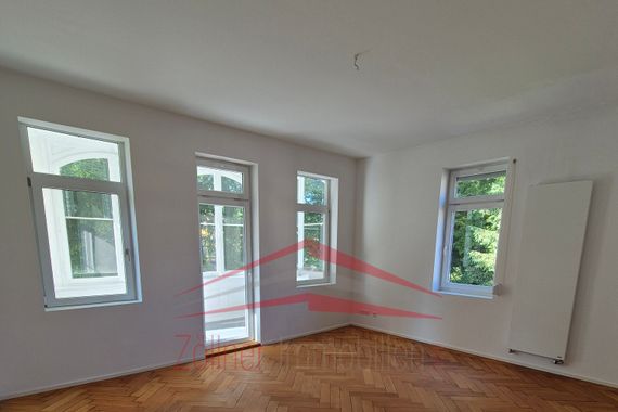 Zentrale 4-Zimmer Wohnung mit Altbau-Charme in Schwäbisch Gmünd