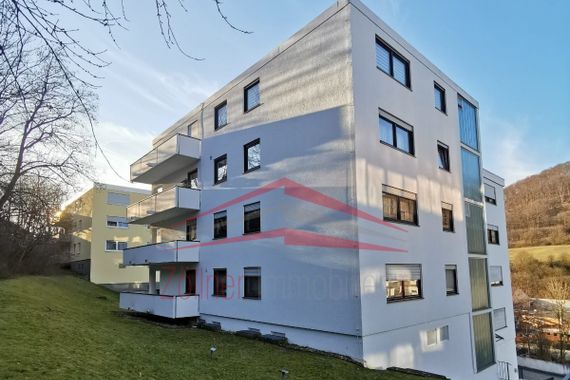 360°-Rundgang - Charmante 2-Zimmer-Wohnung im 1. OG mit Aufzug