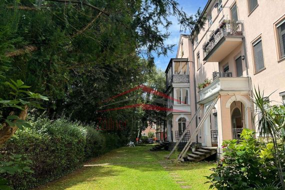 Zentrale 4-Zimmer Wohnung mit Altbau-Charme in Schwäbisch Gmünd